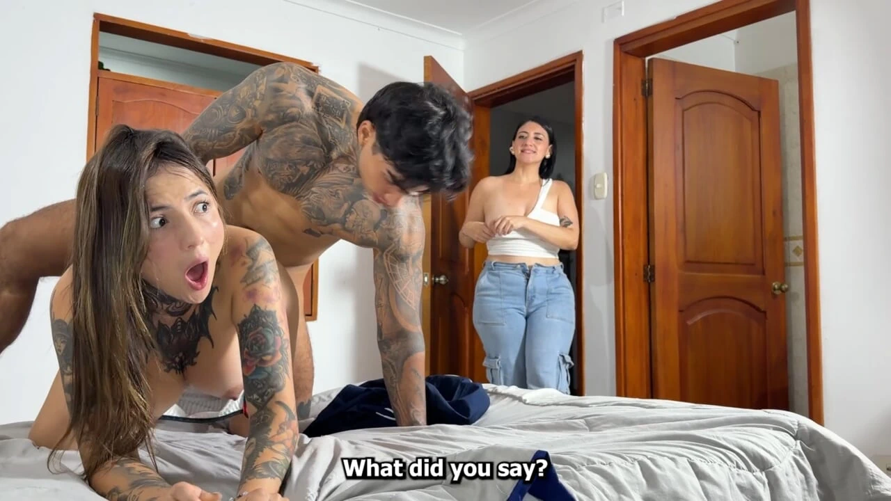 Bitter stepmom teaches her stepdaughter’s boyfriend a lesson